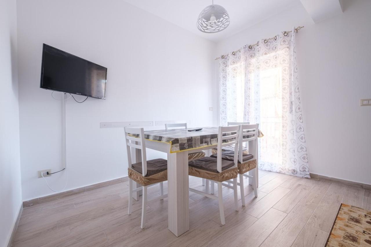 Damilhouse 4 Apartman Messina Kültér fotó